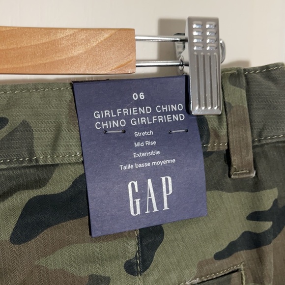 NWT 🆕‼️ GAP Camo Girlfriend Chino - Picture 5 of 7